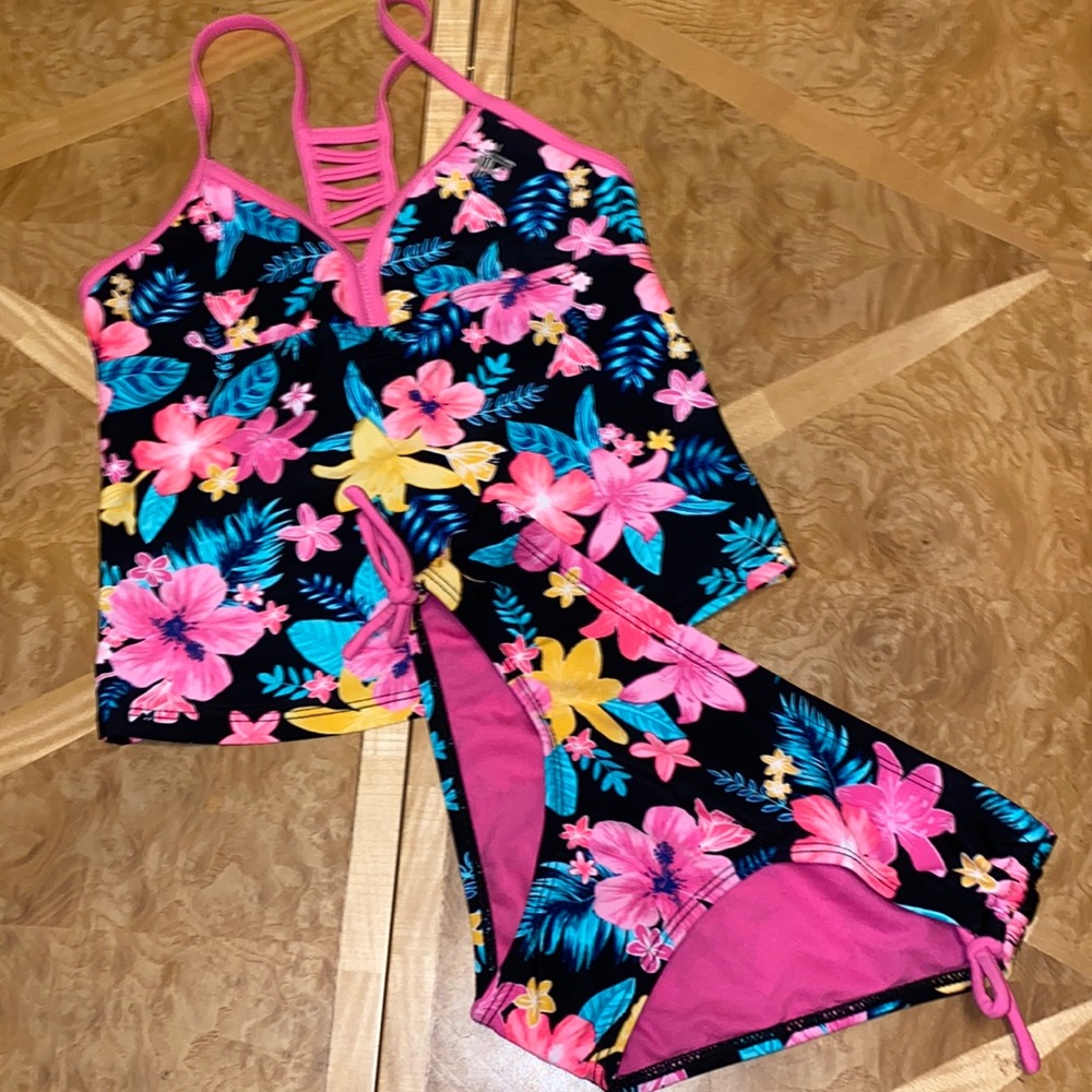 New! Zero Posur Girls Swimwear Set size 10/12